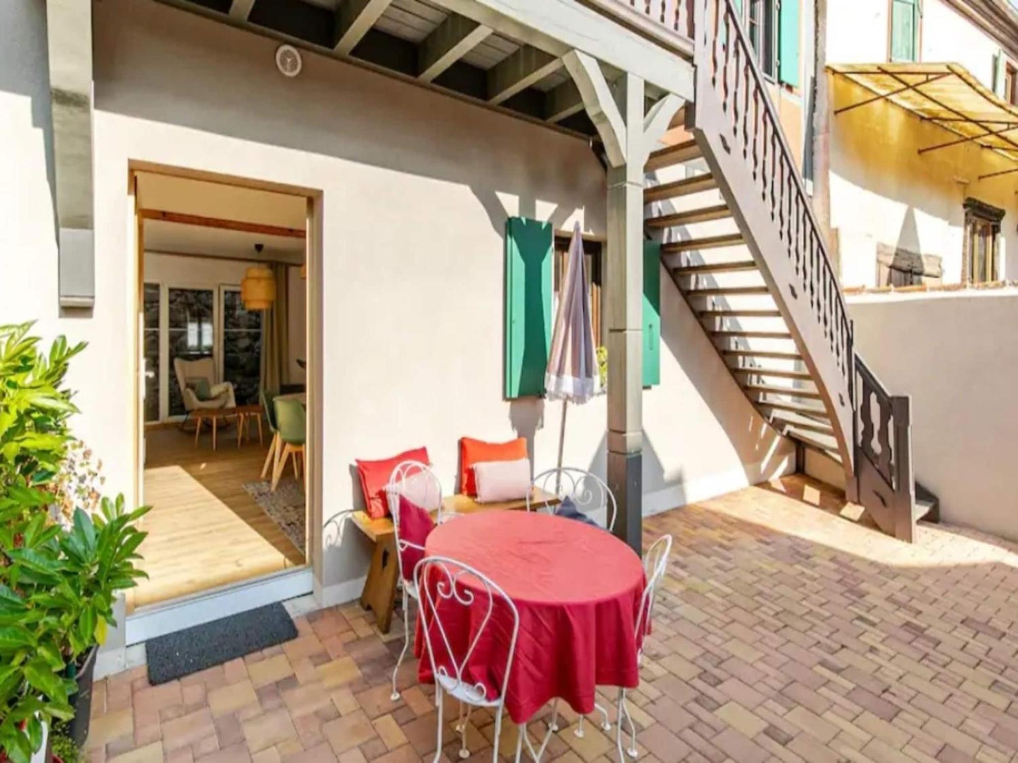 Charming Gite In Dambach La Ville With Terrace Exterior photo